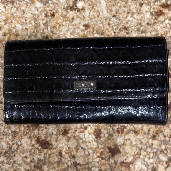 Black XOXO Crocodile Embossed Women's Clutch - Picture 1 of 3